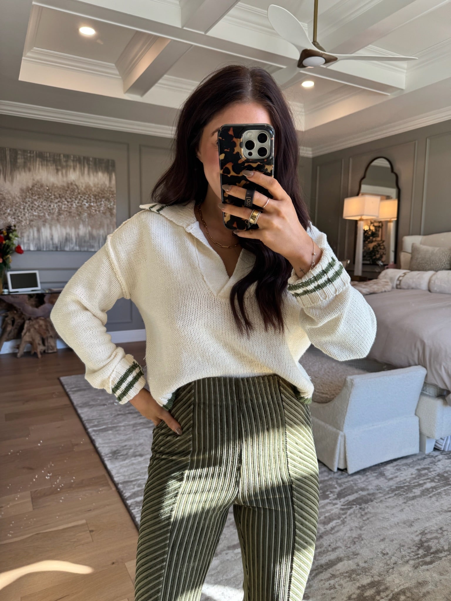 Greta: Color Contrast Top