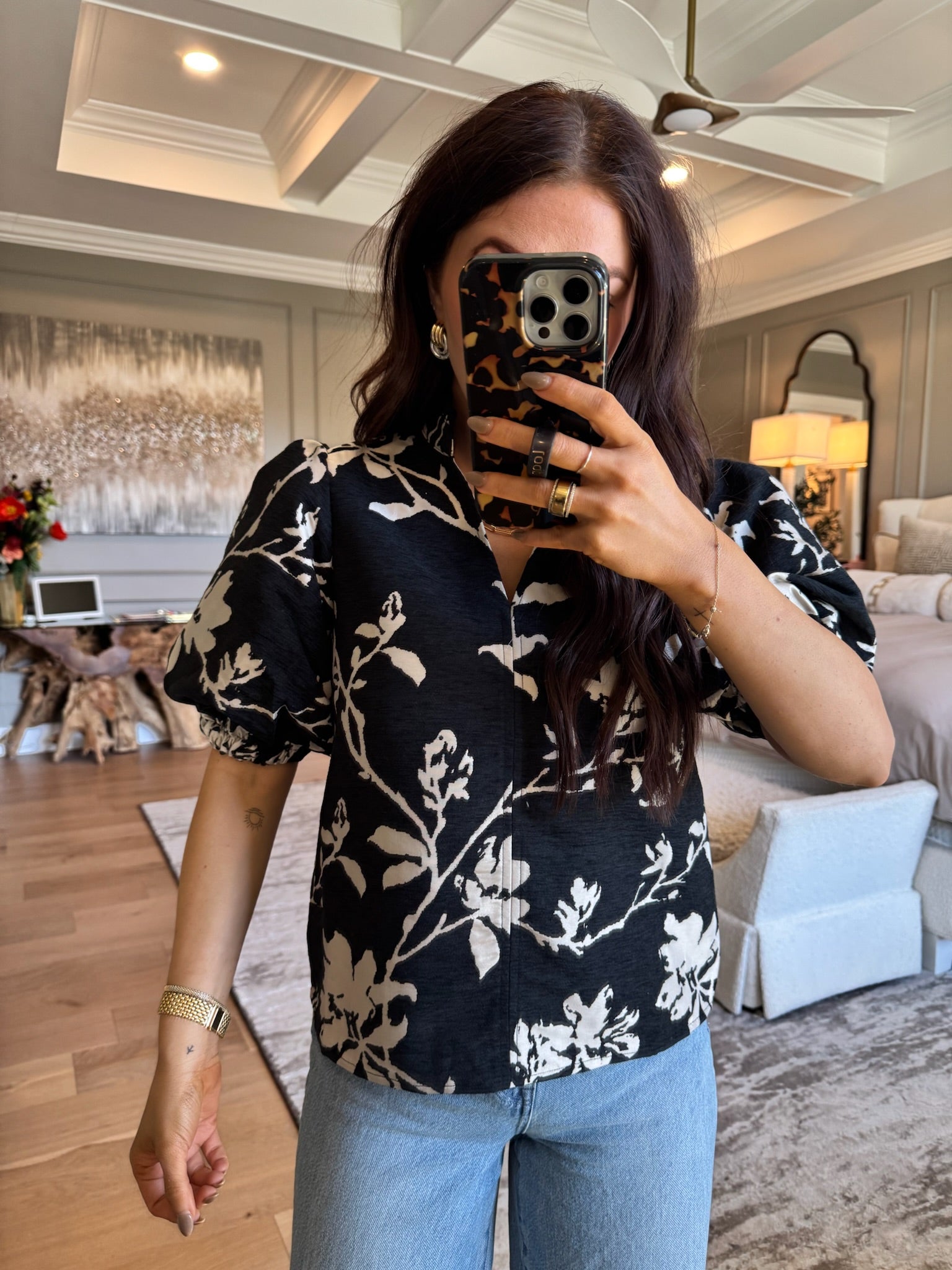 Tiffani: Puff Sleeve Two Toned Top