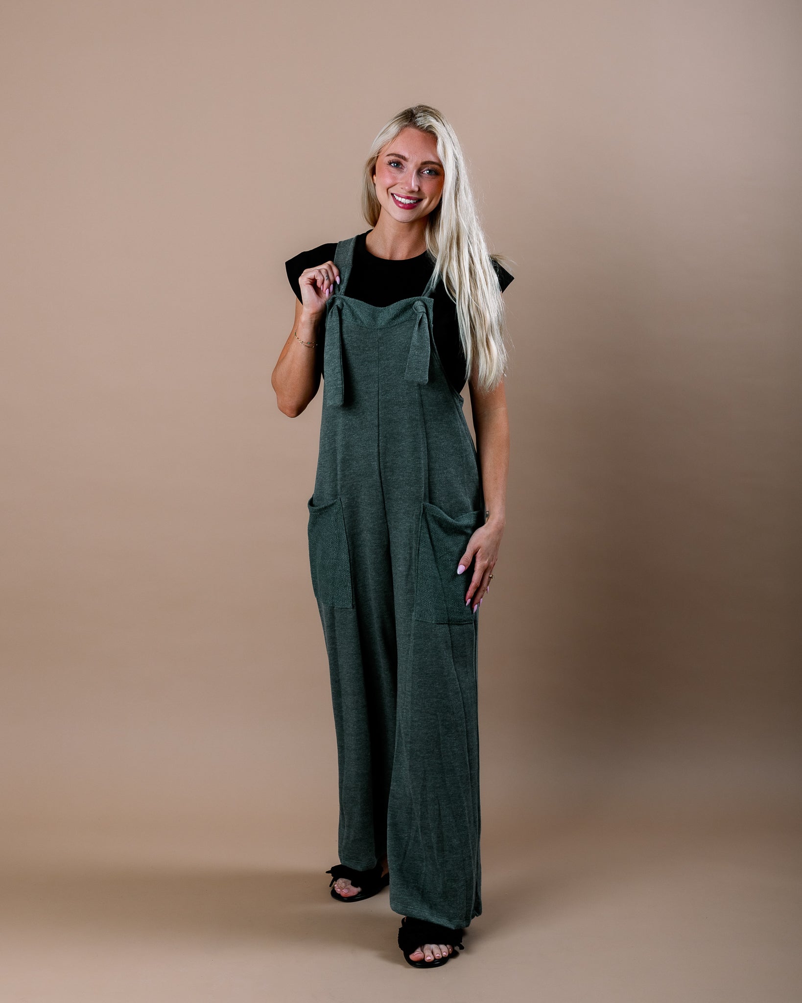 Adjustable Straps Jumpsuit With Pockets